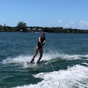 Meet your Posher, Taylor